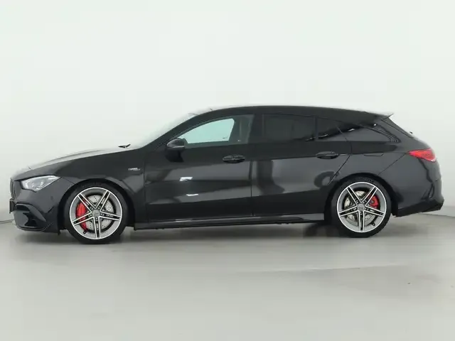 Mercedes-Benz CLA 45 AMG