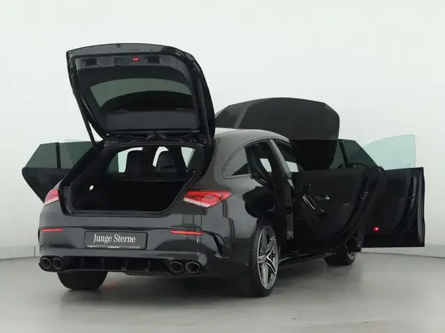 Mercedes-Benz CLA 45 AMG
