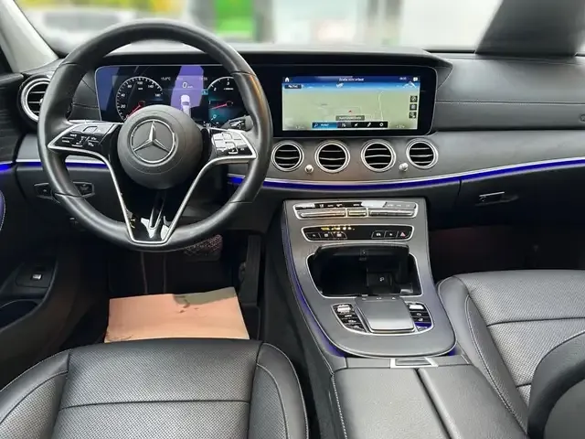 Mercedes-Benz E 400