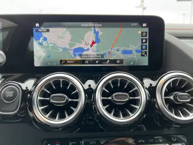 Mercedes-Benz EQA 250