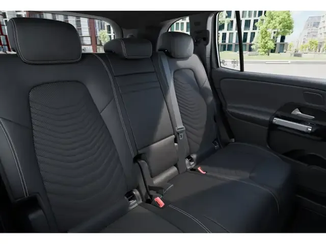 Mercedes-Benz EQB 350