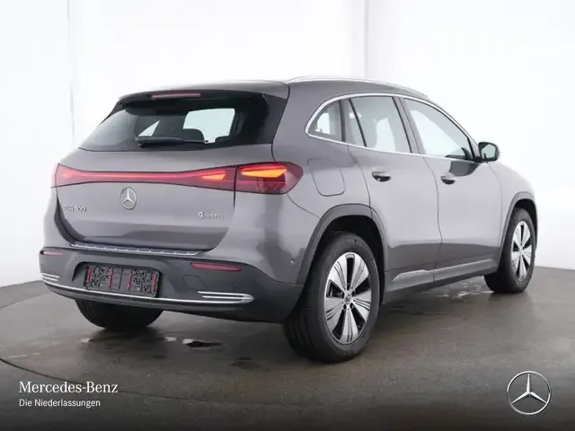 Mercedes-Benz EQA 300