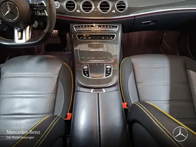 Mercedes-Benz E 63 AMG