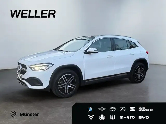 Mercedes-Benz GLA 200
