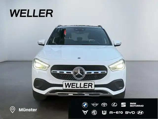 Mercedes-Benz GLA 200