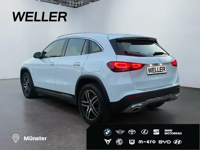 Mercedes-Benz GLA 200