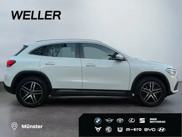 Mercedes-Benz GLA 200