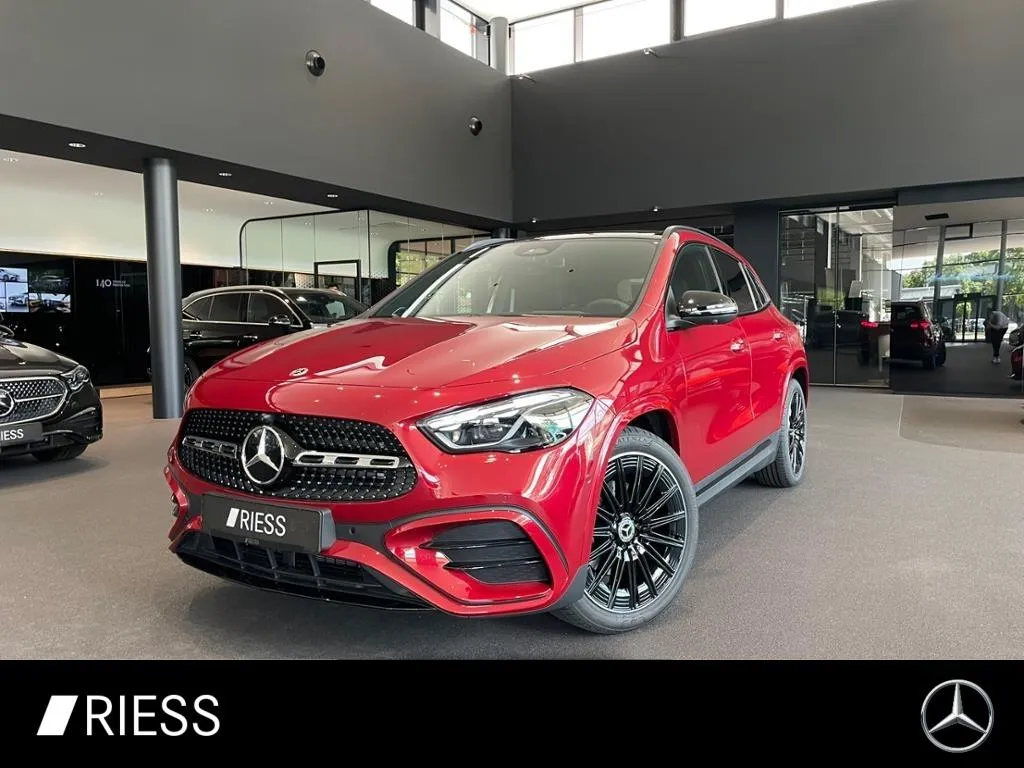 Mercedes-Benz GLA 200