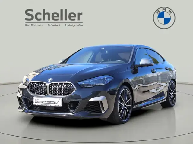 BMW 235