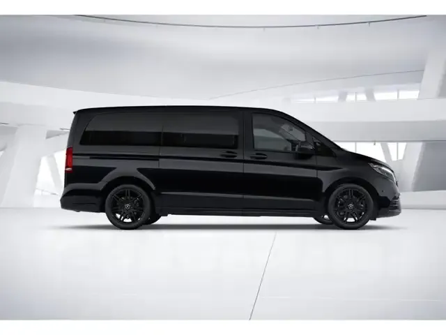 Mercedes-Benz V 220