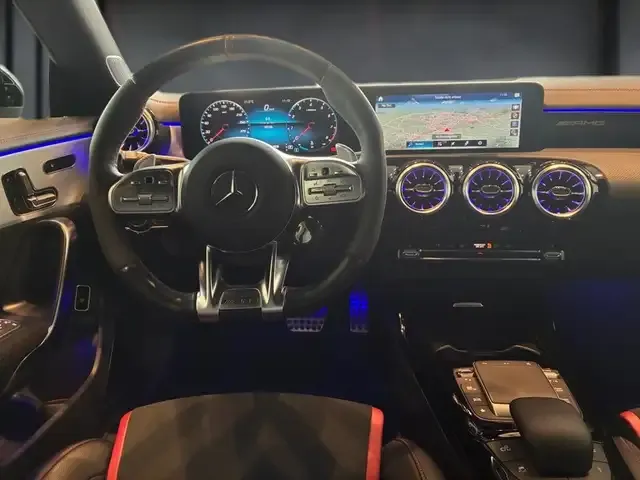 Mercedes-Benz CLA 45 AMG