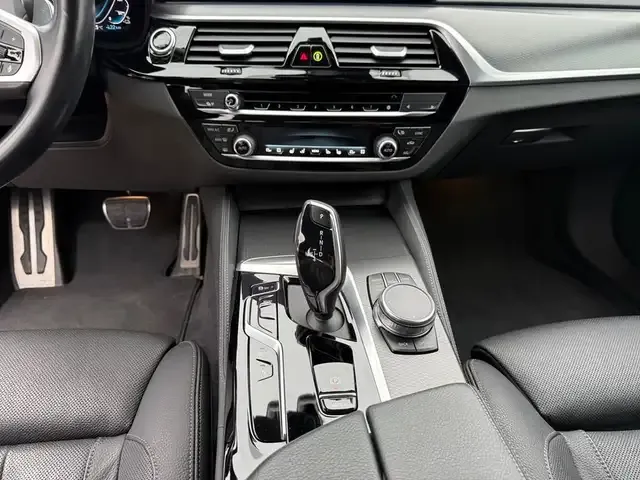 BMW 545