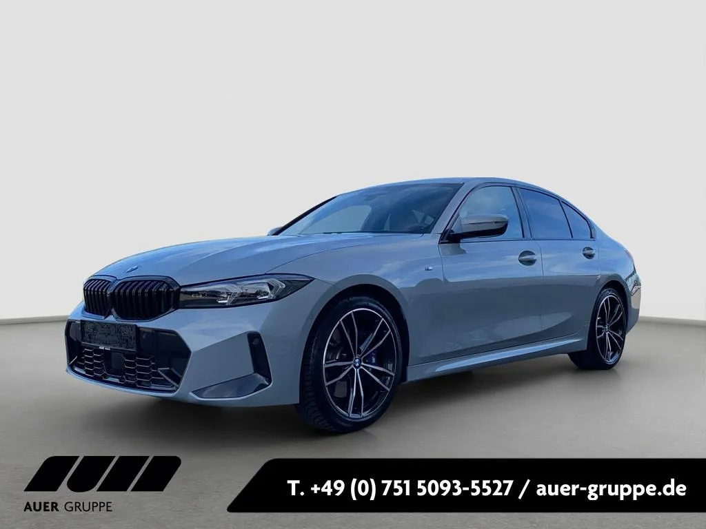 BMW 330