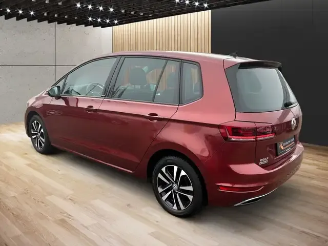 Volkswagen Golf Sportsvan