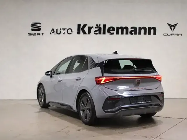 CUPRA Born