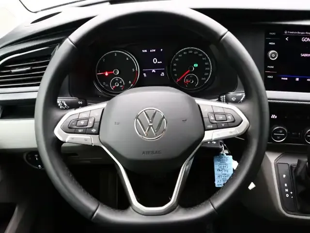 Volkswagen T6.1 Caravelle