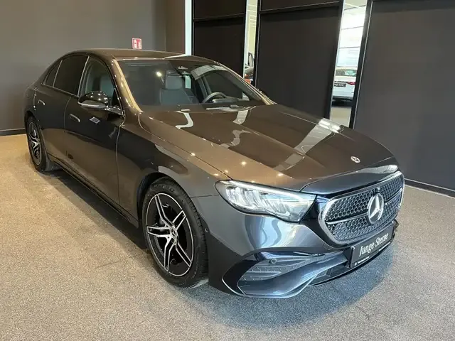 Mercedes-Benz E 200