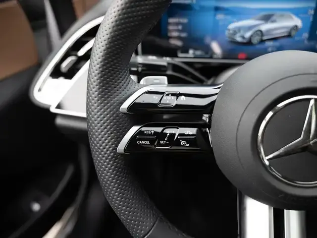 Mercedes-Benz E 200