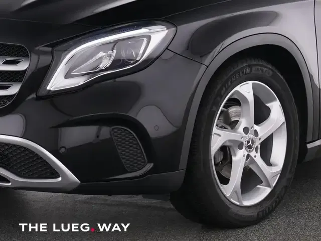 Mercedes-Benz GLA 200
