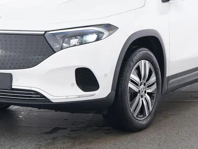 Mercedes-Benz EQA 300