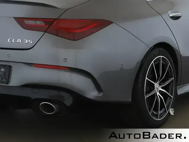 Mercedes-Benz CLA 35 AMG