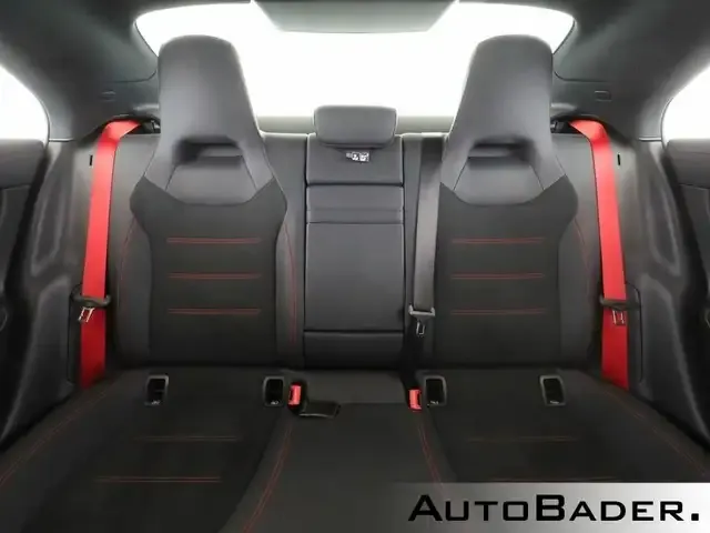 Mercedes-Benz CLA 35 AMG