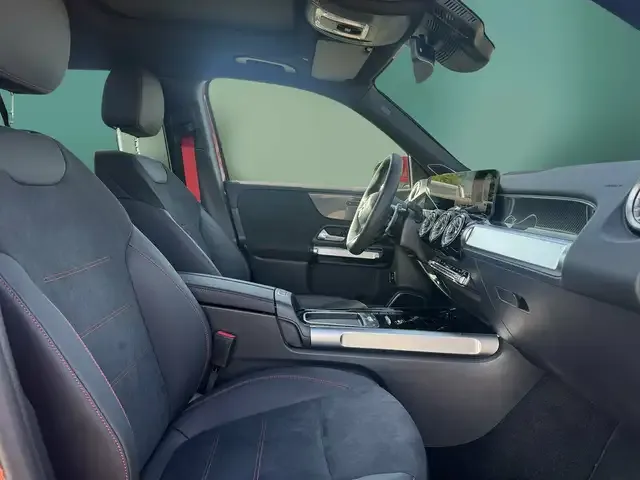 Mercedes-Benz GLB 35 AMG