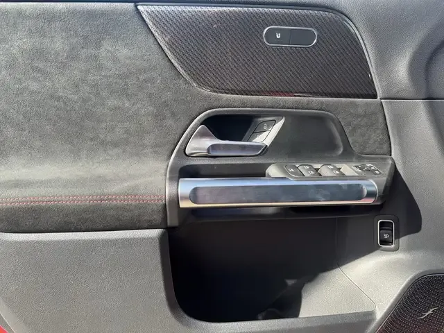 Mercedes-Benz GLB 35 AMG