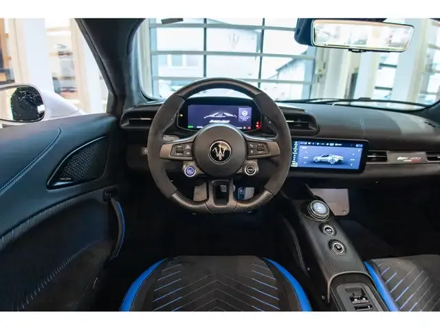 Maserati MC20