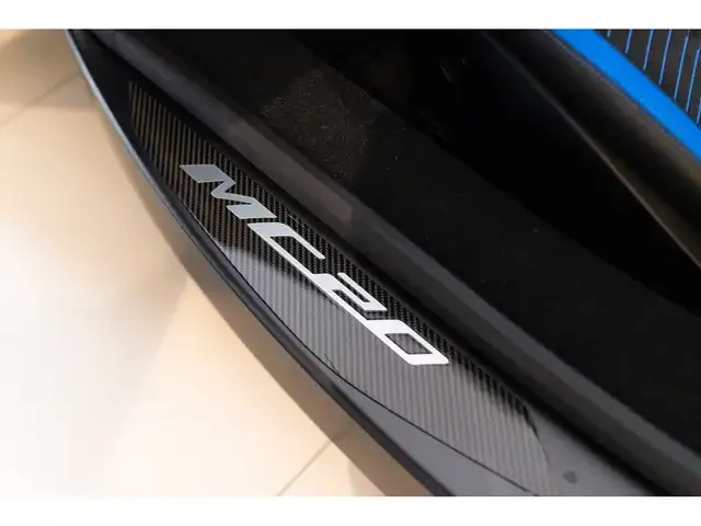 Maserati MC20