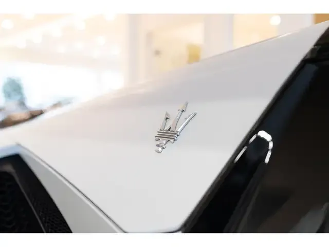 Maserati MC20