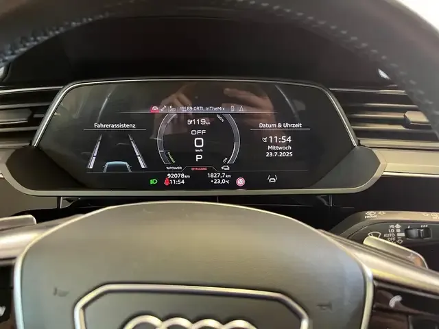 Audi e-tron