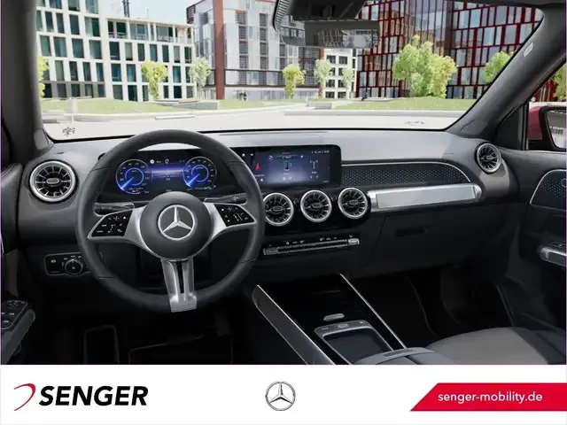 Mercedes-Benz EQB 300
