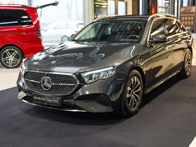 Mercedes-Benz E 220