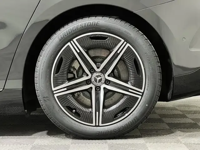 Mercedes-Benz EQE 350