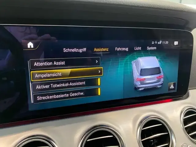 Mercedes-Benz E 220