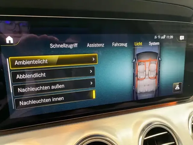 Mercedes-Benz E 220