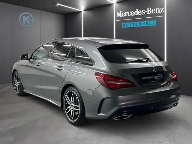 Mercedes-Benz CLA 220