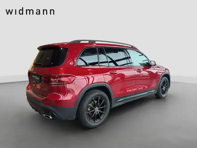 Mercedes-Benz GLB 200