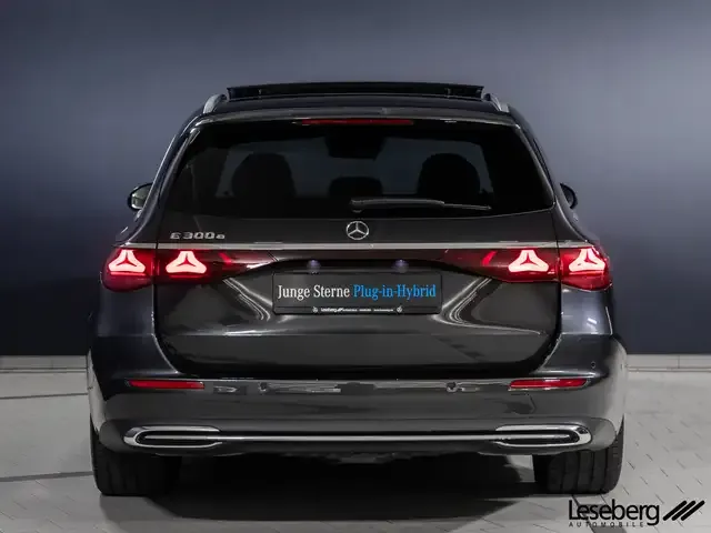 Mercedes-Benz E 300