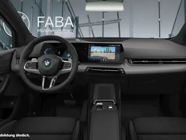 BMW 225