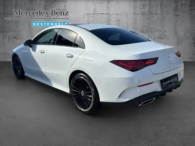Mercedes-Benz CLA 200