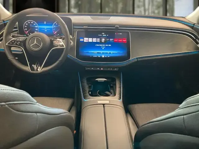 Mercedes-Benz E 200