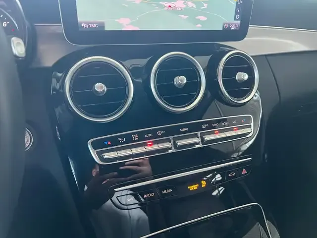 Mercedes-Benz C 180