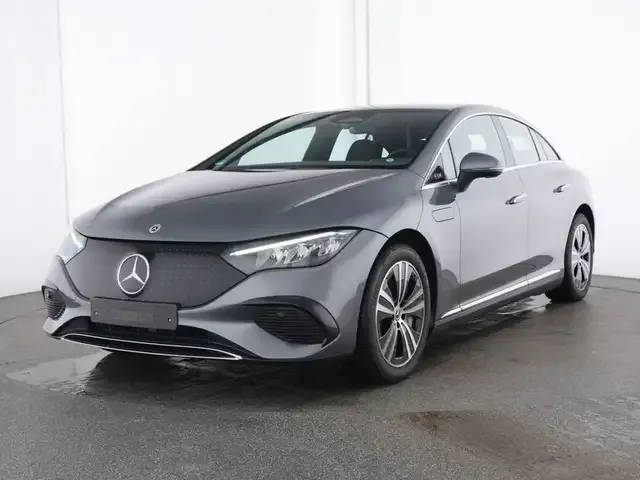 Mercedes-Benz EQE 300