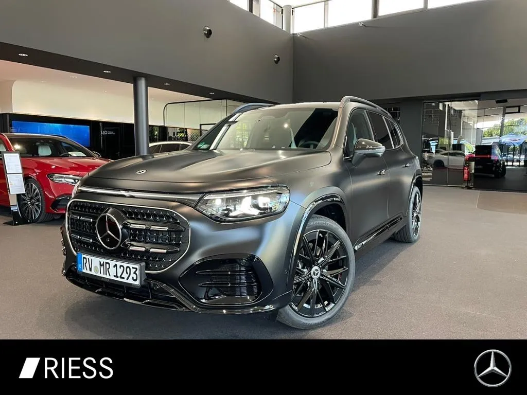Mercedes-Benz GLB 220