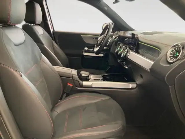 Mercedes-Benz EQB 350