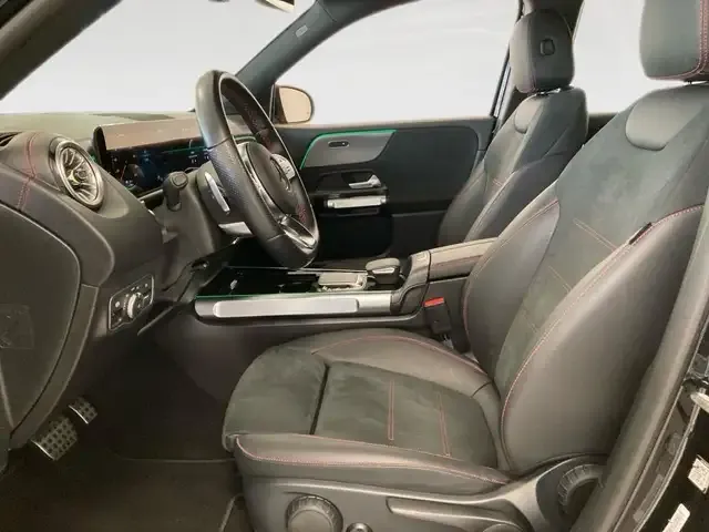 Mercedes-Benz EQB 350