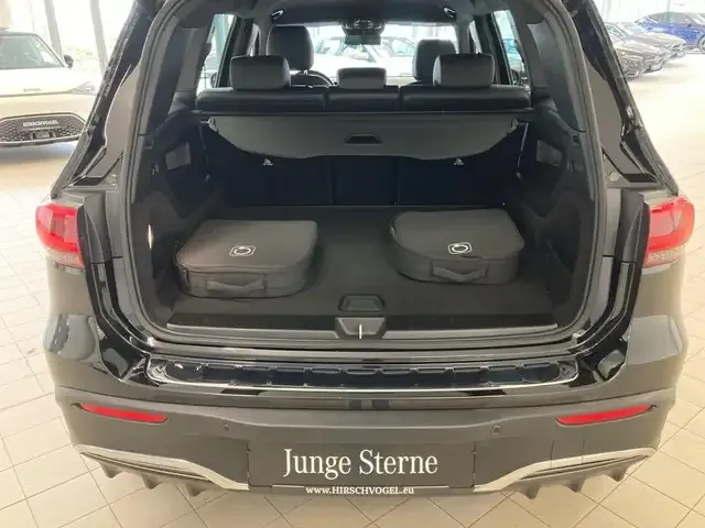 Mercedes-Benz EQB 350