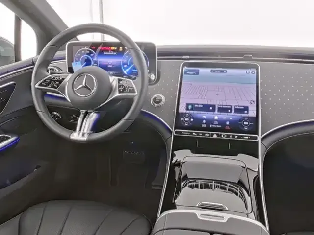 Mercedes-Benz EQE 300